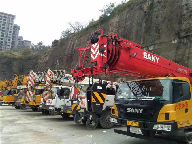 浑江区吊车出租按什么计费？台班费、单次费、里程费怎么算？